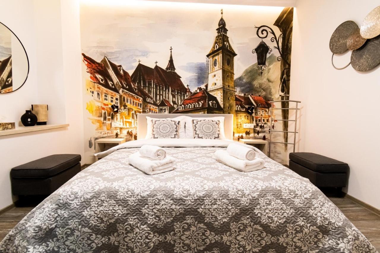 Okbrasov - Apartment & Studio In The Heart Of Old Town, Moments Away From The Black Church Exterior foto